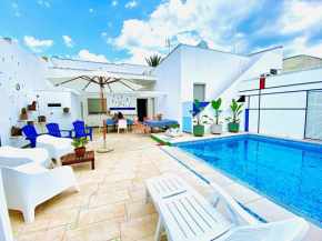 Casa Mondrian - Con Bagni in Camera e Piscina Privata